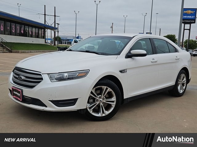 2016 Ford Taurus SEL