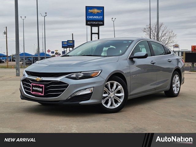 2025 Chevrolet Malibu LT with 1LT FWD