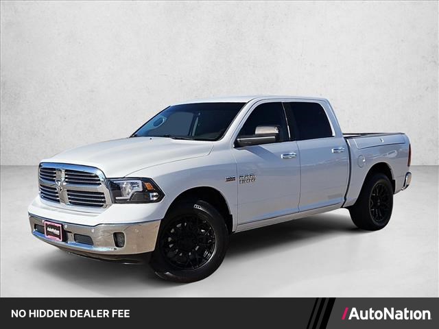 Bright White Clearcoat 2014 RAM 1500 Pickup Truck Four-Wheel Drive 8-Speed Automatic