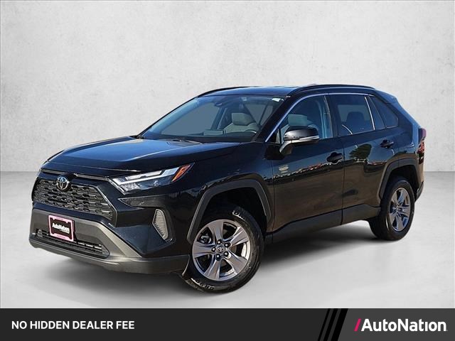2024 Toyota RAV4 XLE FWD