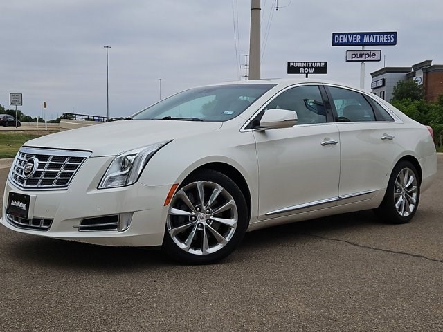 White Diamond Tricoat 2013 Cadillac XTS Premium AWD Sedan All-Wheel Drive 6-Speed Automatic