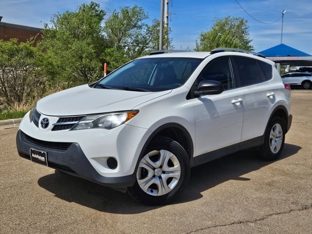 White 2014 Toyota RAV4 LE SUV / Crossover Front-Wheel Drive Automatic
