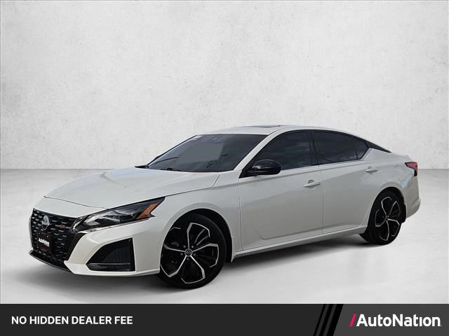 Pearl White Tricoat 2024 Nissan Altima Sedan Front-Wheel Drive Automatic