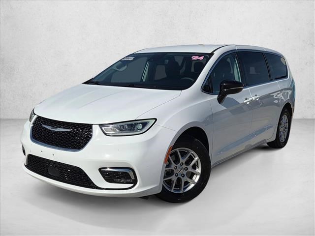 Bright White Clearcoat 2024 Chrysler Pacifica Touring L FWD Minivan Front-Wheel Drive 9-Speed Automatic