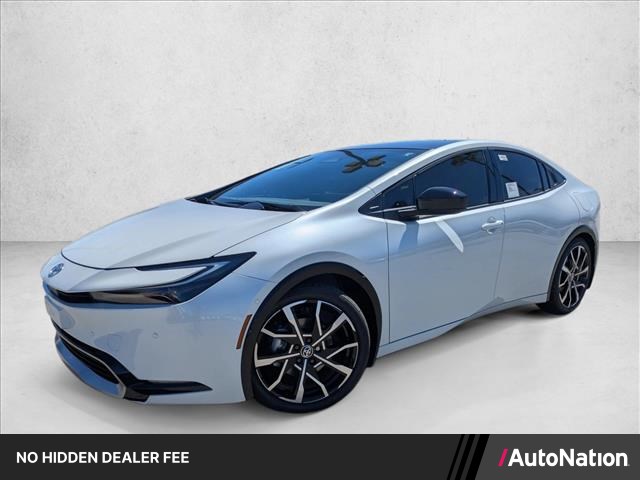 White (Wind Chill Pearl) 2026 Toyota Prius Plug-In Hybrid Hatchback Front-Wheel Drive Automatic