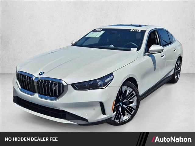 Mineral White Metallic 2025 BMW i5 Sedan Rear-Wheel Drive Automatic