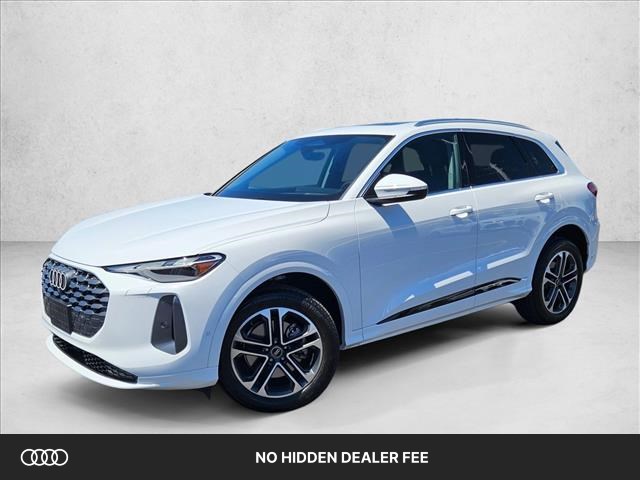 White 2025 Audi Q5 quattro Premium 40 TFSI SUV / Crossover All-Wheel Drive Automatic