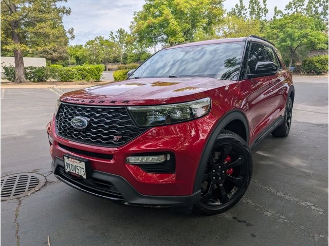 Rapid Red Metallic Tinted Clearcoat 2023 Ford Explorer ST AWD SUV / Crossover All-Wheel Drive Automatic