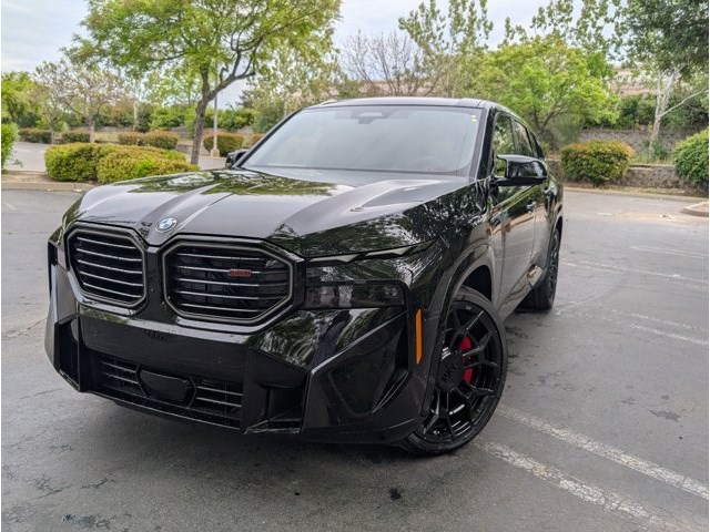 Black Sapphire Metallic 2026 BMW XM Label AWD SUV / Crossover All-Wheel Drive Automatic