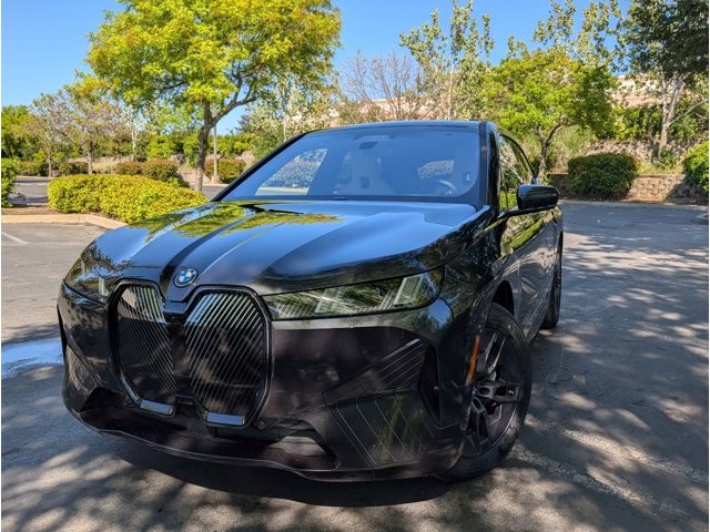 Gray (Dark Graphite Metallic) 2026 BMW iX xDrive45 SUV / Crossover All-Wheel Drive Automatic