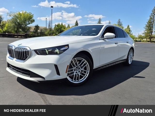 Alpine White 2024 BMW 5 Series Sedan All-Wheel Drive Automatic