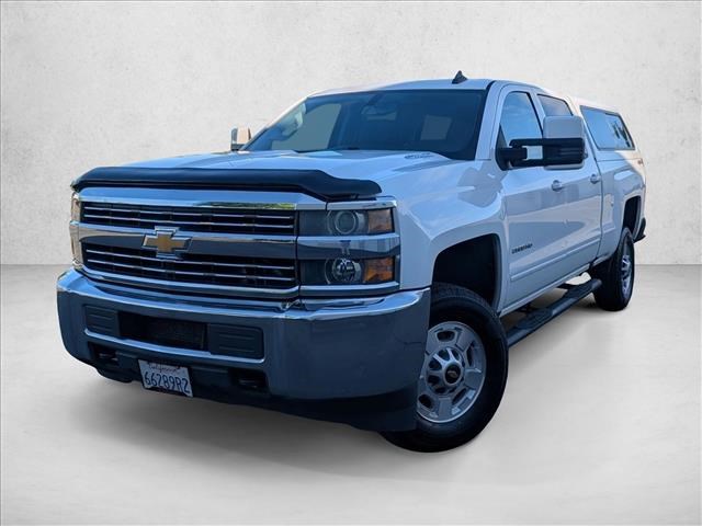 Summit White 2016 Chevrolet Silverado 2500HD LT Crew Cab 4WD Pickup Truck Four-Wheel Drive 6-Speed Automatic