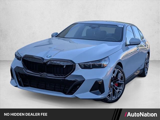Gray (Brooklyn Grey Metallic) 2026 BMW i5 eDrive40 Sedan Rear-Wheel Drive Automatic
