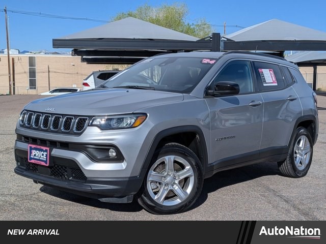 Silver 2024 Jeep Compass Latitude 4WD SUV / Crossover Four-Wheel Drive 8-Speed Automatic
