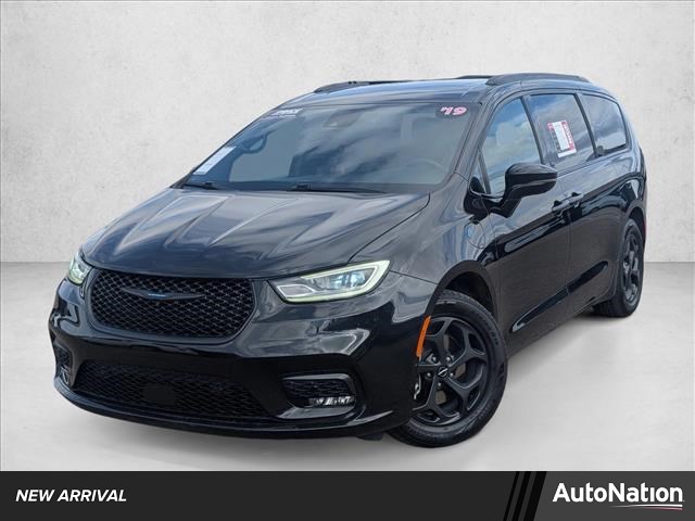 2021 Chrysler Pacifica Hybrid Limited FWD