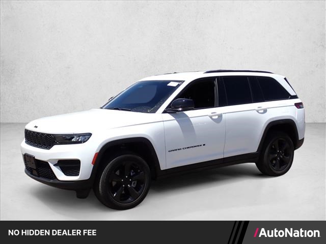 2023 Jeep Grand Cherokee Altitude 4WD