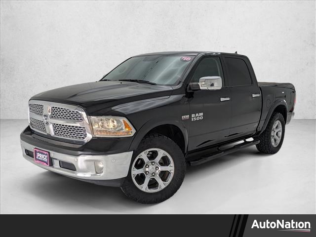 Brilliant Black Crystal Pearlcoat 2018 RAM 1500 Laramie Crew Cab 4WD Pickup Truck Four-Wheel Drive 8-Speed Automatic