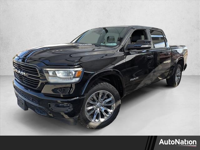 Diamond Black Crystal Pearlcoat 2022 RAM 1500 Laramie Crew Cab 4WD Pickup Truck Four-Wheel Drive 8-Speed Automatic