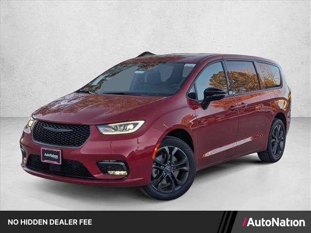 Red Hot Pearlcoat 2026 Chrysler Pacifica Minivan All-Wheel Drive 9-Speed Automatic