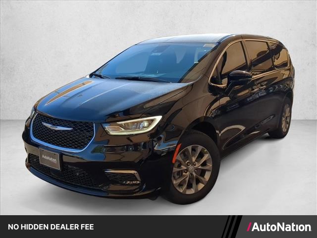 Diamond Black Crystal Pearlcoat 2026 Chrysler Pacifica Minivan All-Wheel Drive 9-Speed Automatic