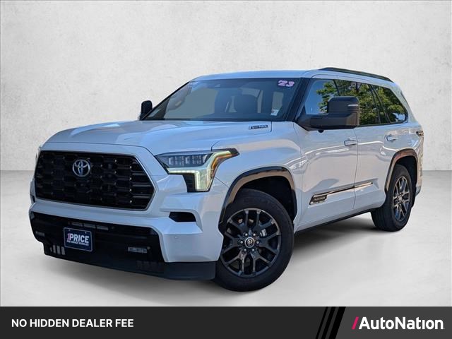  2023 Toyota Sequoia Platinum 4WD   