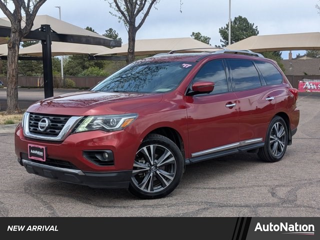 Cayenne Red Metallic 2017 Nissan Pathfinder Platinum SUV / Crossover Front-Wheel Drive Automatic