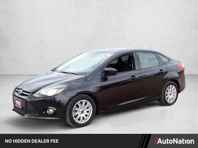 Tuxedo Black Metallic 2012 Ford Focus Sedan Front-Wheel Drive 6-Speed Automatic