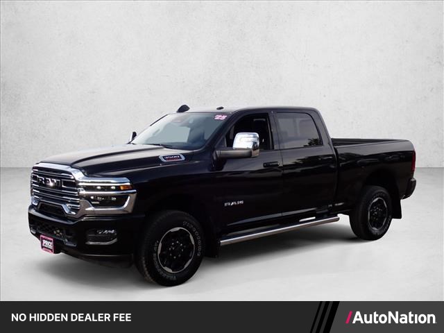 2025 RAM 3500 Laramie Crew Cab 4WD