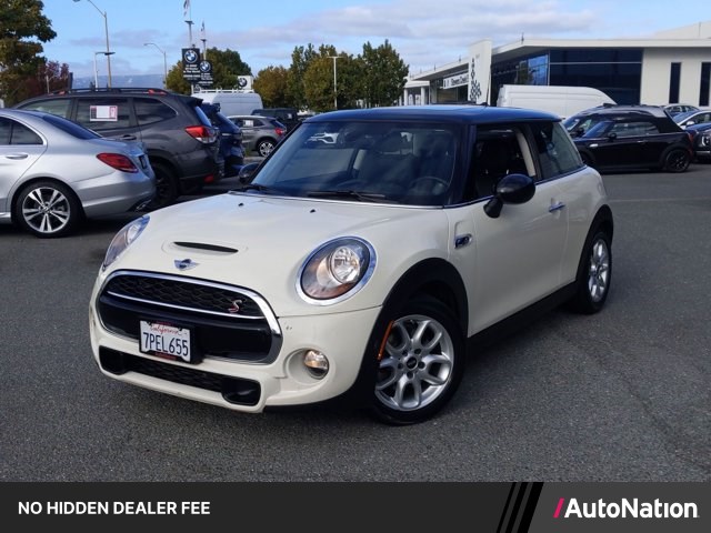  2015 MINI Cooper S 2-Door Hatchback FWD   