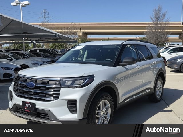 2025 Ford Explorer Active AWD