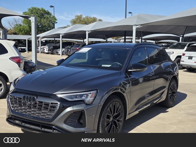 2024 Audi Q8 e-tron quattro Prestige AWD