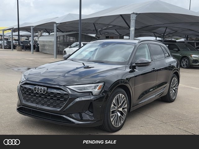 2024 Audi Q8 e-tron quattro Prestige AWD