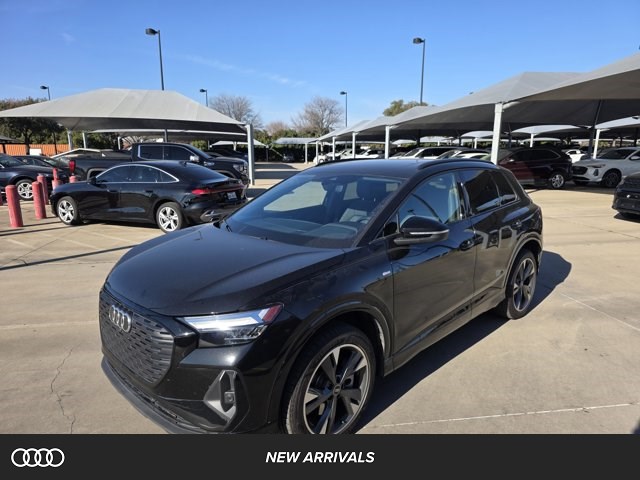 2024 Audi Q4 e-tron quattro Premium 50