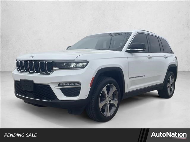 Bright White Clearcoat 2023 Jeep Grand Cherokee Limited RWD SUV / Crossover 4X2 8-Speed Automatic