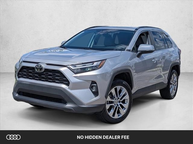 Silver Sky Metallic 2022 Toyota RAV4 SUV / Crossover Front-Wheel Drive Automatic