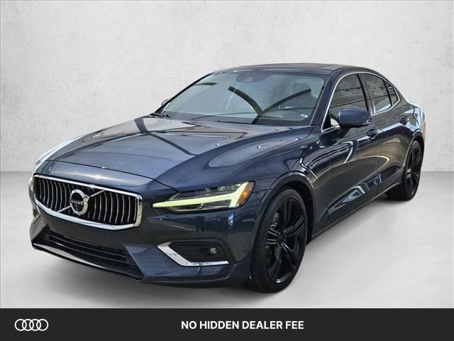2022 Volvo S60 B5 Inscription AWD