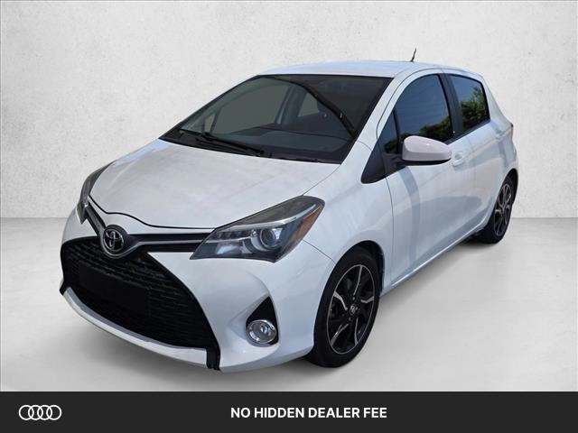 Super White 2015 Toyota Yaris SE Hatchback Front-Wheel Drive Automatic
