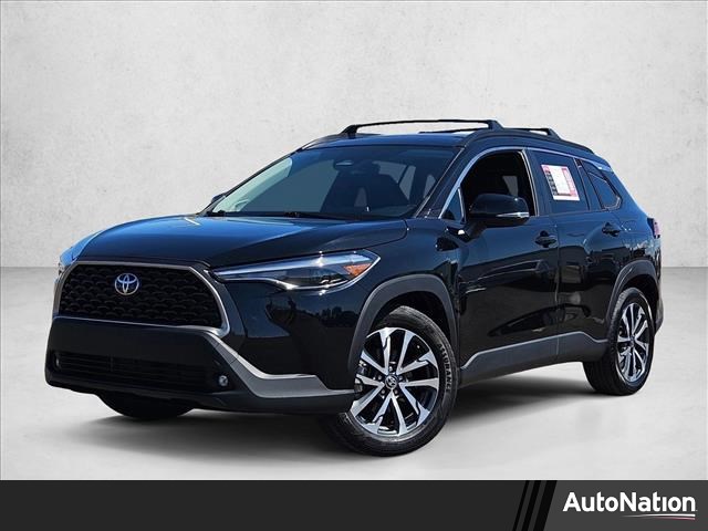 2025 Toyota Corolla Cross XLE AWD