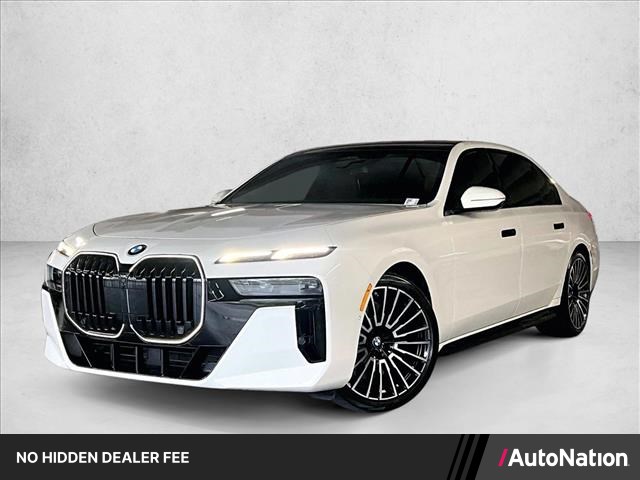 2025 BMW 7 Series 740i RWD