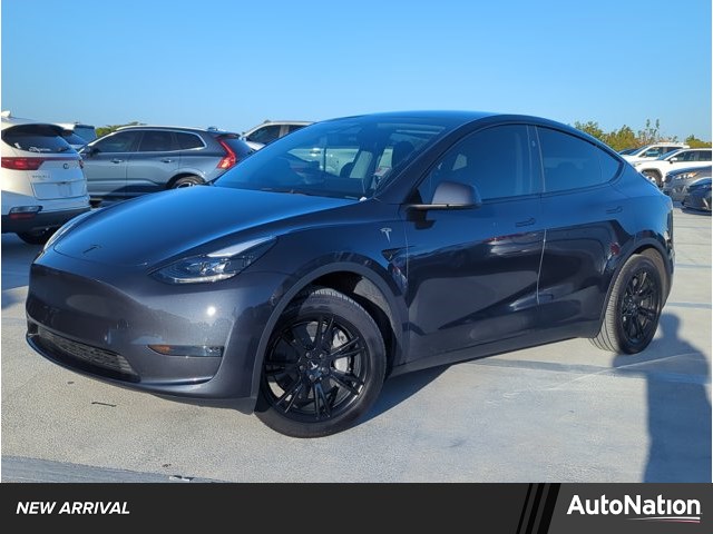 2024 Tesla Model Y Long Range AWD