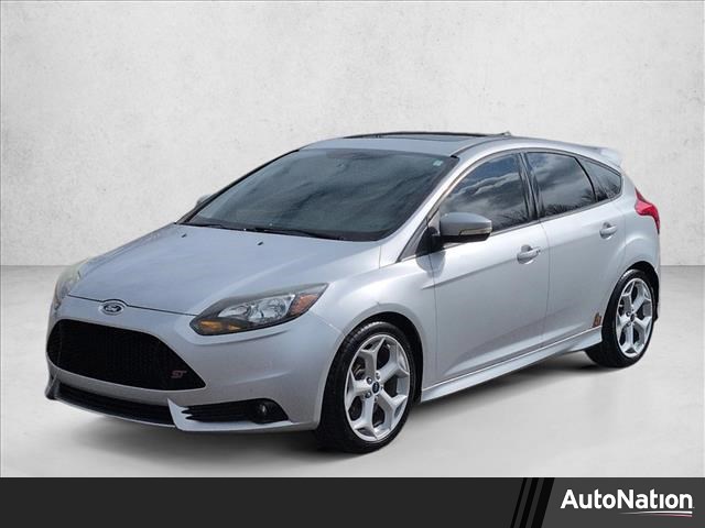 Ingot Silver Metallic 2014 Ford Focus ST Hatchback Front-Wheel Drive Automatic