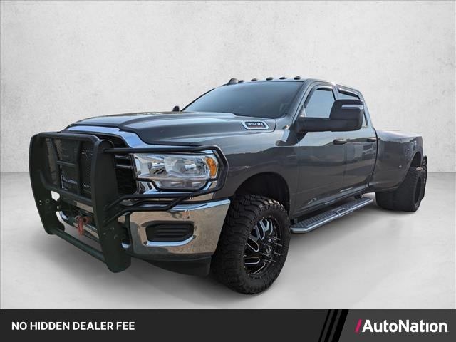 2024 RAM 3500 Tradesman Crew Cab LB DRW 4WD