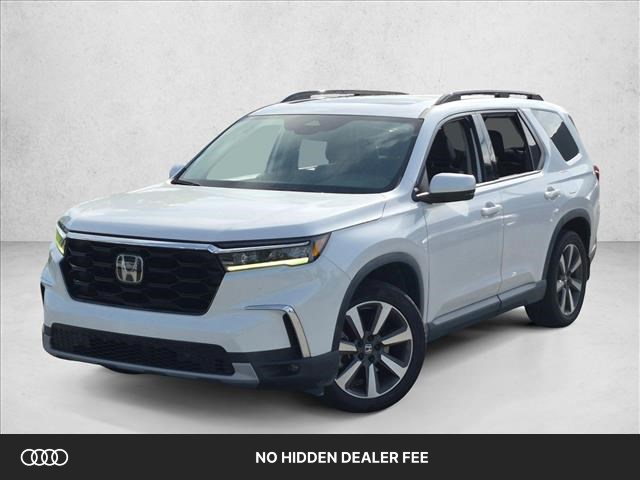 Platinum White Pearl 2023 Honda Pilot SUV / Crossover Front-Wheel Drive Automatic