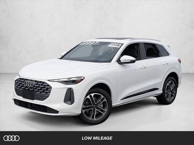 Arkona White 2025 Audi Q5 quattro Premium 40 TFSI SUV / Crossover All-Wheel Drive Automatic
