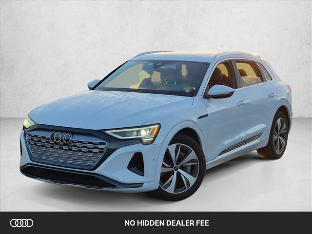  2024 Audi Q8 e-tron quattro Premium Plus AWD   