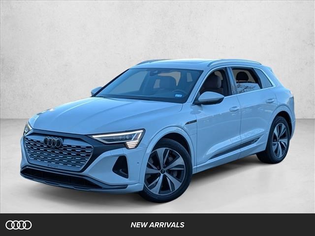 2024 Audi Q8 e-tron quattro Premium Plus AWD