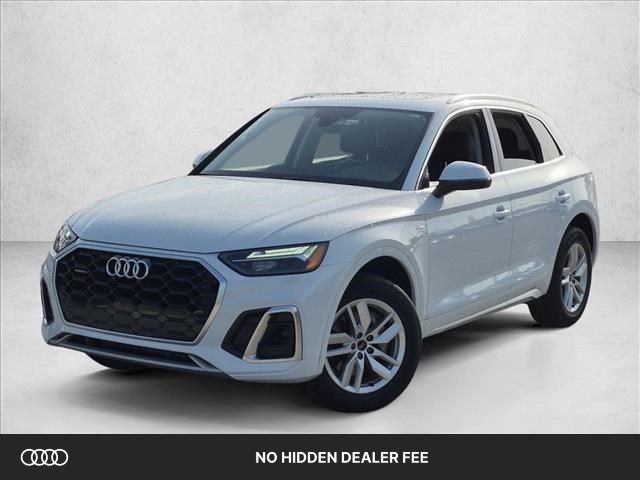Glacier White Metallic 2023 Audi Q5 SUV / Crossover All-Wheel Drive Automatic
