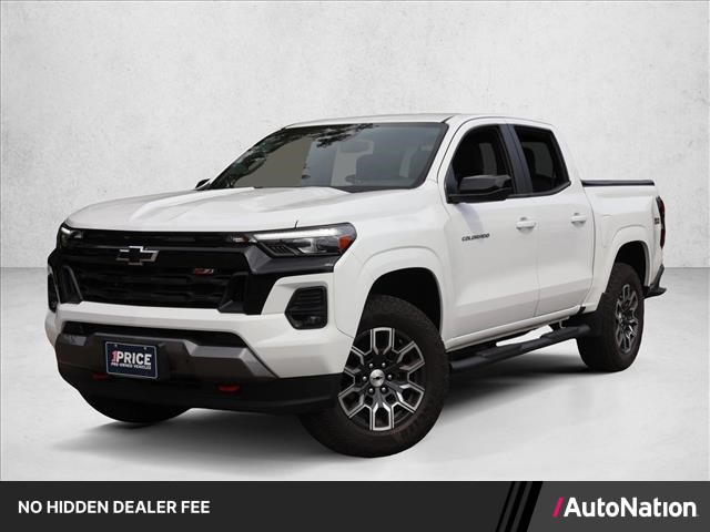 Summit White 2024 Chevrolet Colorado Pickup Truck Four-Wheel Drive 8-Speed Automatic
