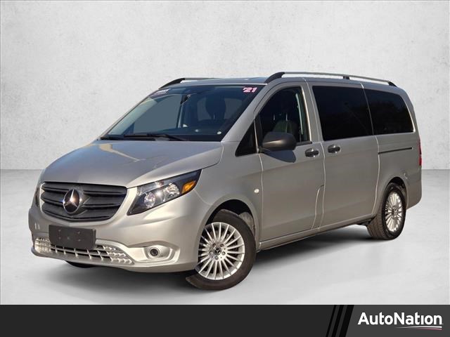 Brilliant Silver Metallic 2021 Mercedes-Benz Metris Passenger RWD Van Rear-Wheel Drive Automatic
