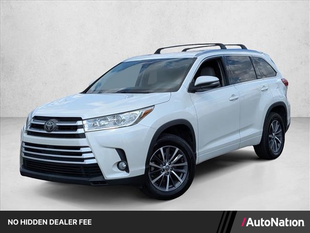White (Blizzard Pearl) 2018 Toyota Highlander SUV / Crossover Front-Wheel Drive Automatic